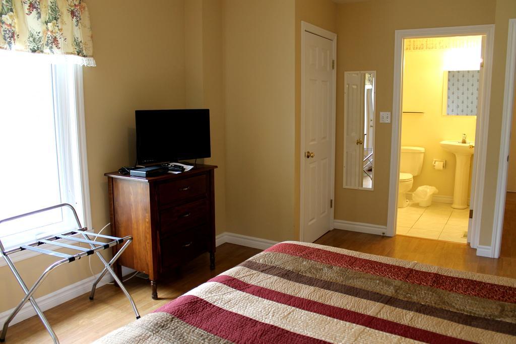 Mackenzie House B&B By Elevate Rooms Port Hawkesbury Phòng bức ảnh