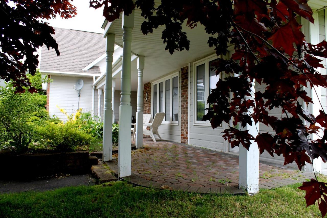 Mackenzie House B&B By Elevate Rooms Port Hawkesbury Ngoại thất bức ảnh